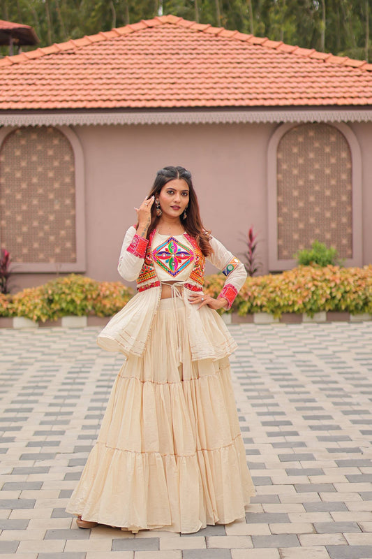 Navrangi White Navratri Gamathi Work Lehenga Choli Set [3 PCS]
