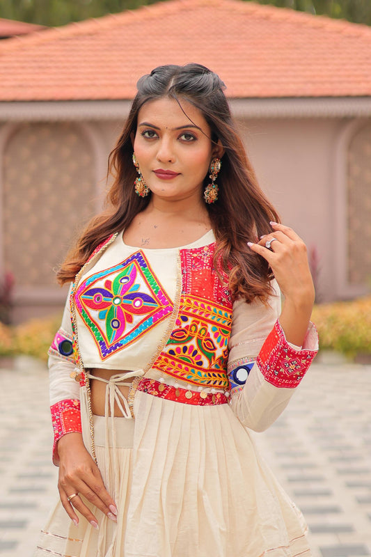 Navrangi White Navratri Gamathi Work Lehenga Choli Set [3 PCS]