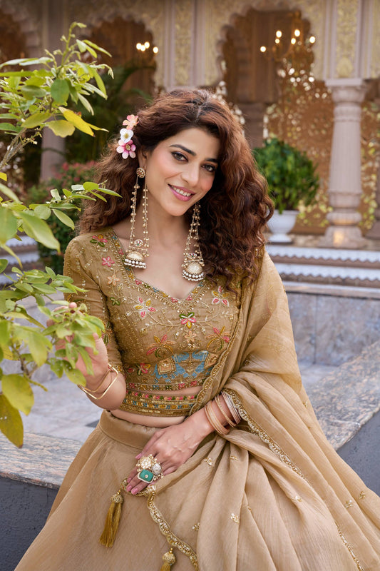 Zehvora Golden Bridal Lehenga Choli Set [3 PCS]